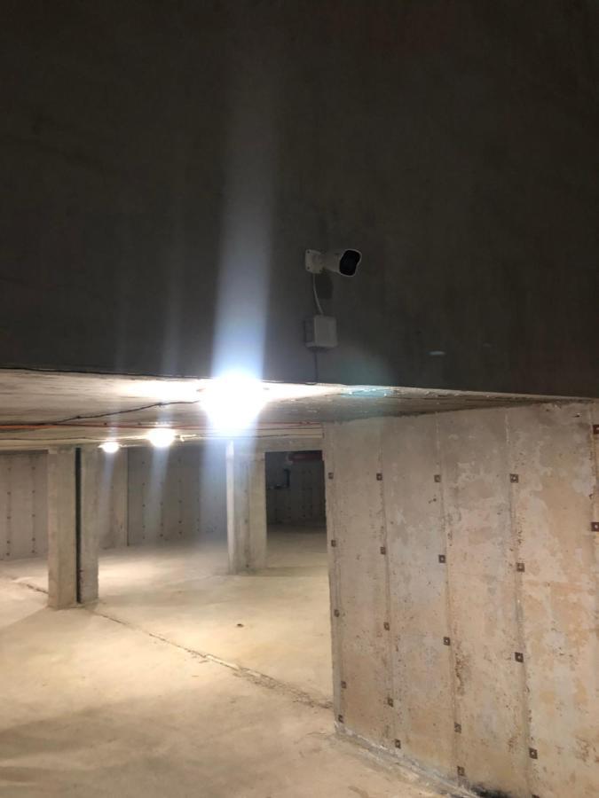 Luxury Apartment 2 Free Underground Parking Pazardzhik Exterior photo